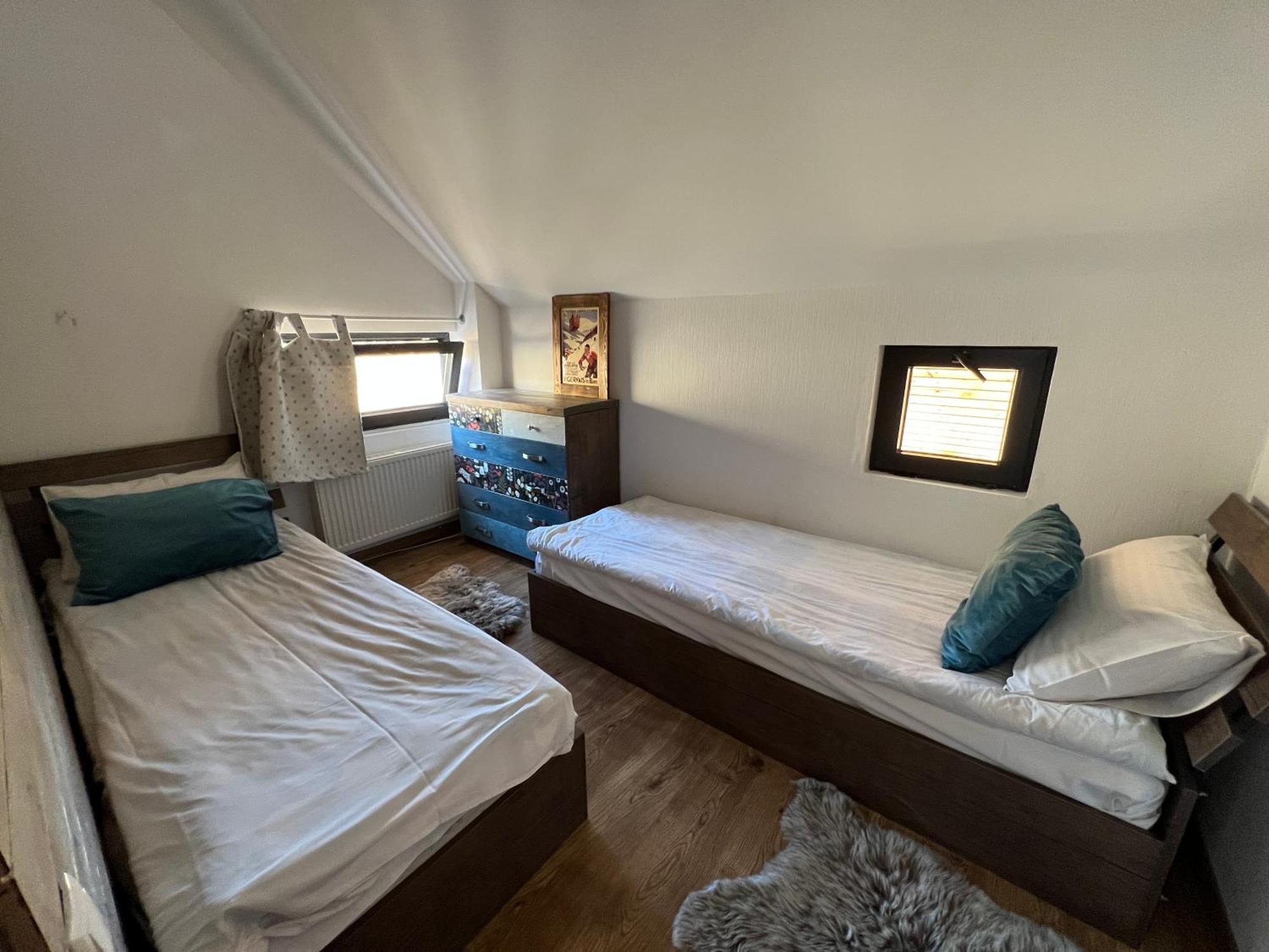 Mountain Cricket Chalets And Apartments Gudauri Quarto foto
