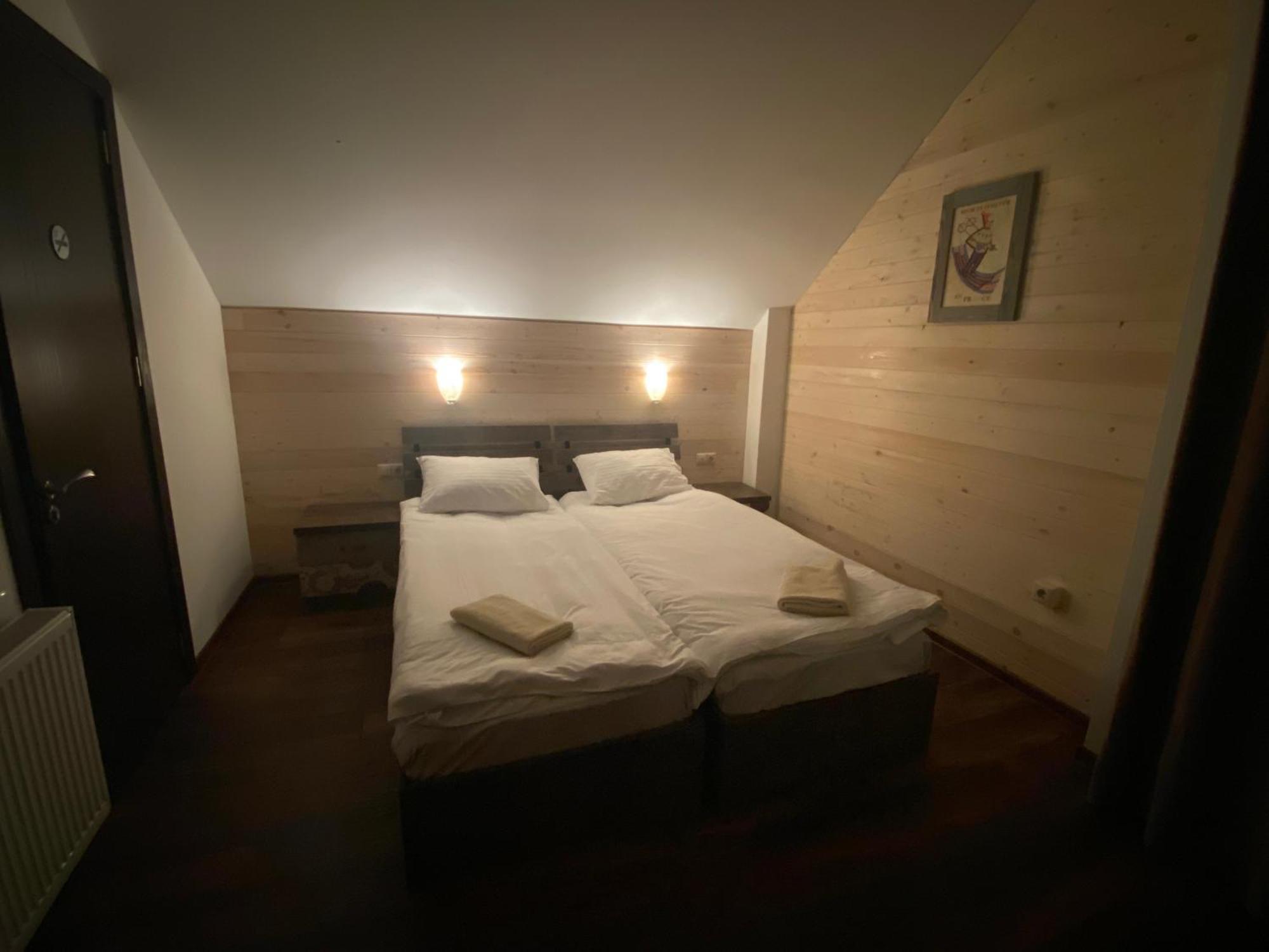 Mountain Cricket Chalets And Apartments Gudauri Quarto foto