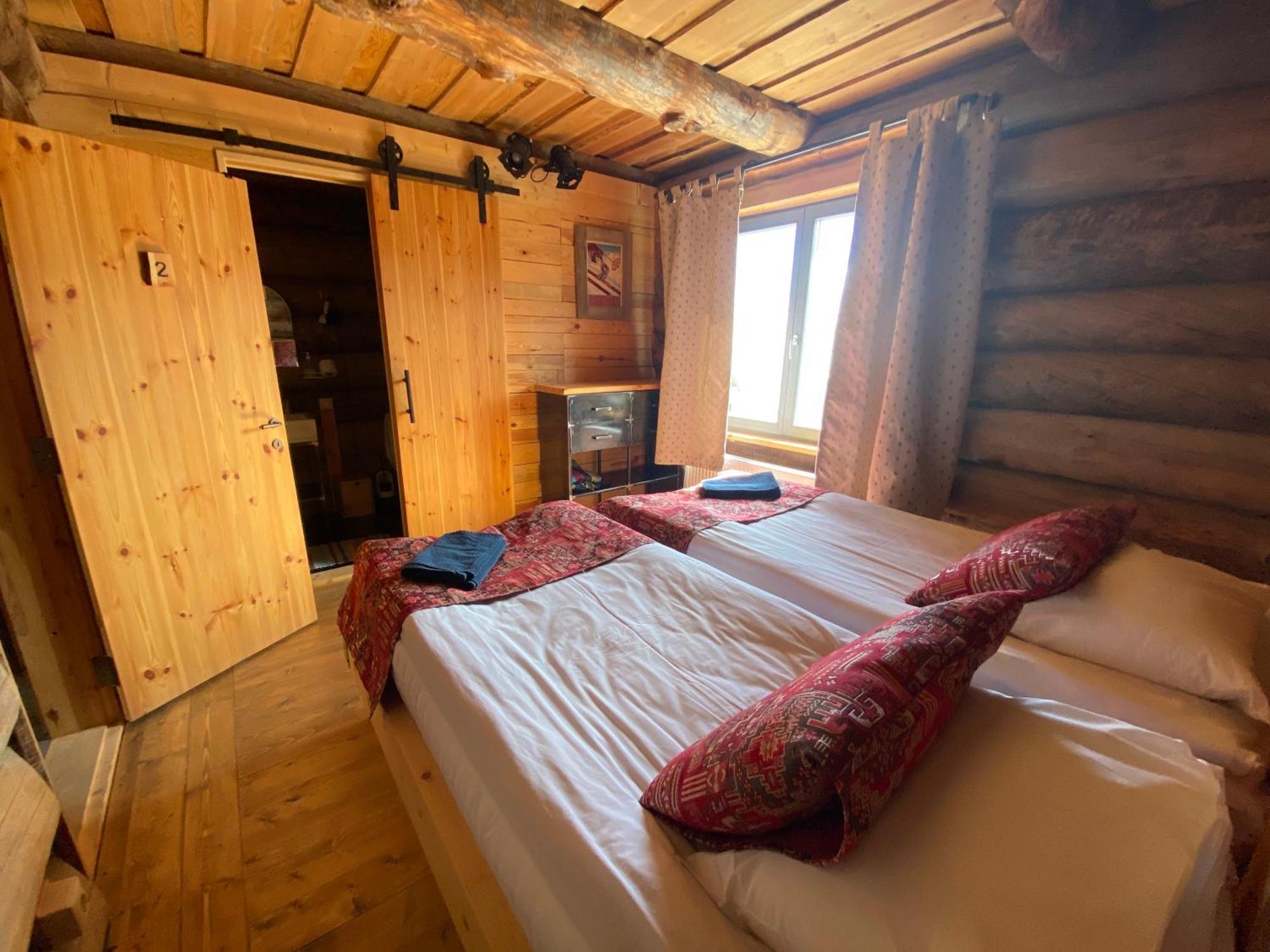 Mountain Cricket Chalets And Apartments Gudauri Quarto foto