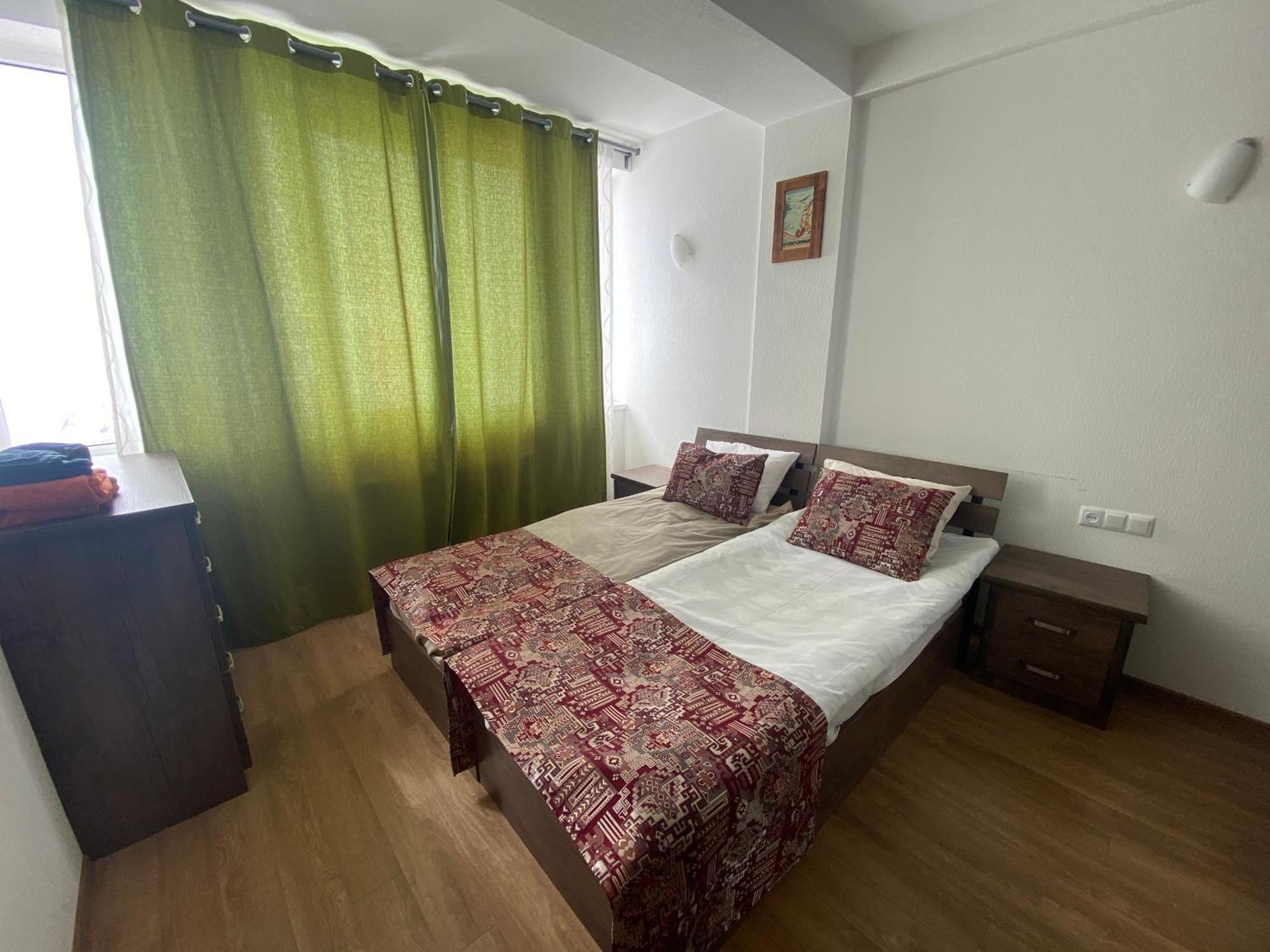 Mountain Cricket Chalets And Apartments Gudauri Quarto foto
