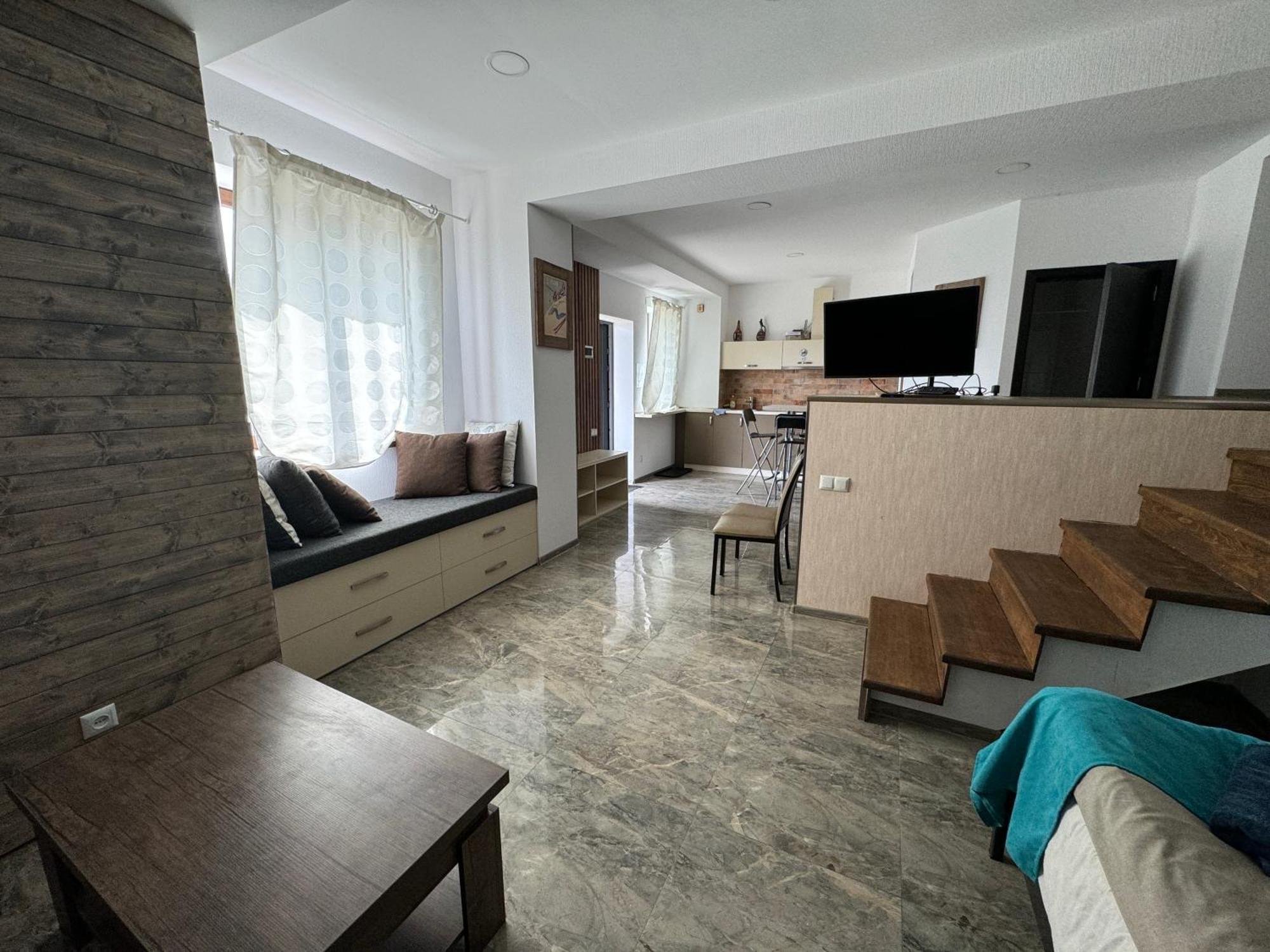 Mountain Cricket Chalets And Apartments Gudauri Quarto foto