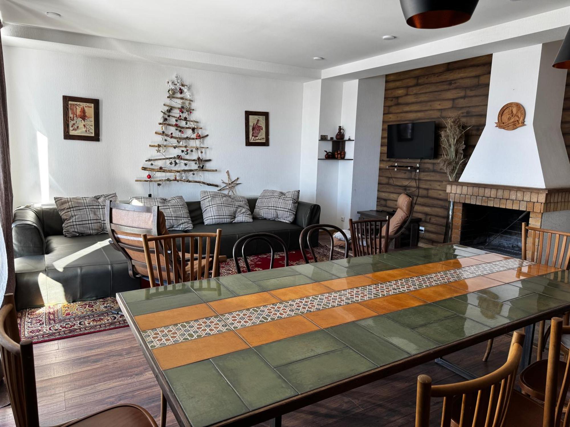 Mountain Cricket Chalets And Apartments Gudauri Quarto foto